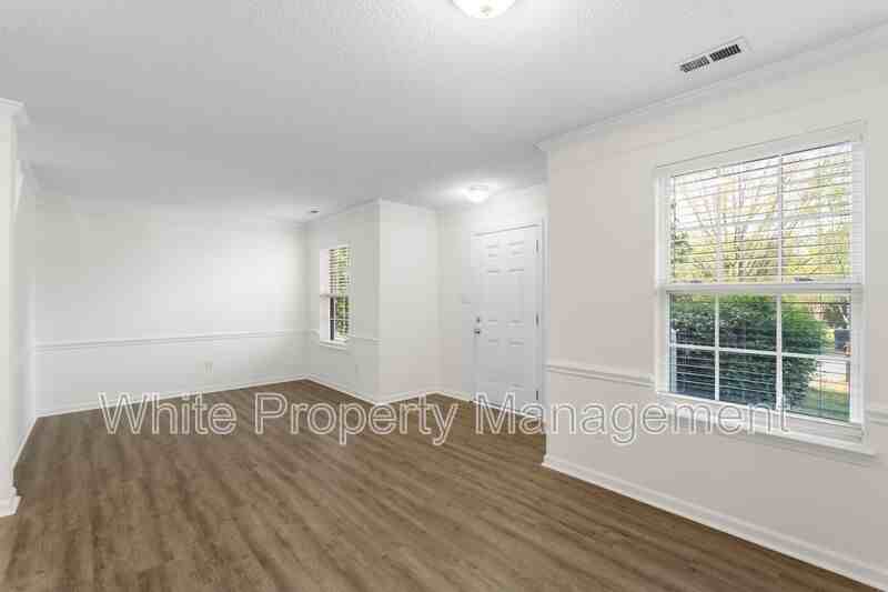 15505 Dehavilland Dr - Photo 6 of 42