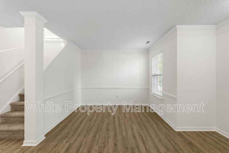 15505 Dehavilland Dr - Photo 7 of 42