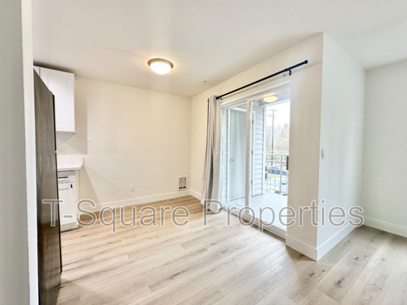 7041 S 116th Pl #206 - Photo 6 of 13