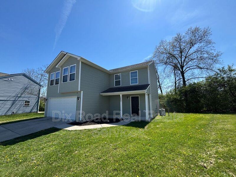 2497 Deercove Ct - Photo 3 of 45