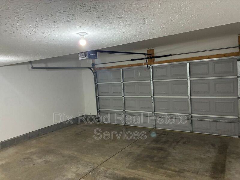 461 Draft Ct - Photo 4 of 28