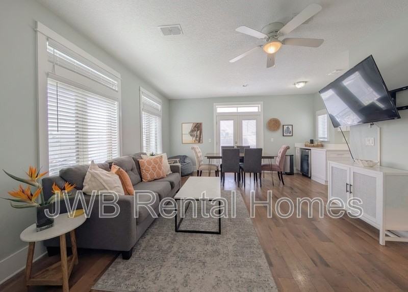 361 Ahern St - Photo 7 of 25