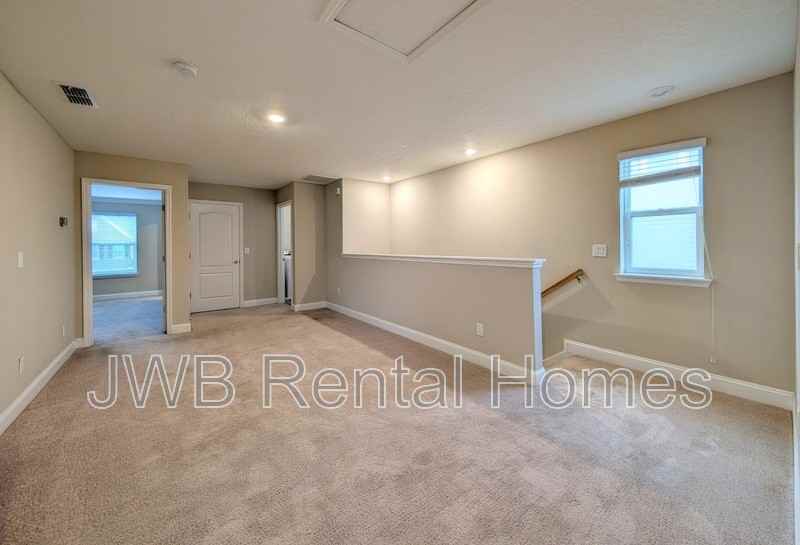 95 Silver Creek Pl - Photo 7 of 23