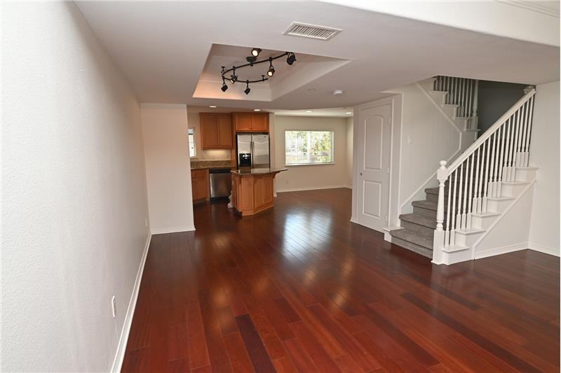 4039 Aidan Cir - Photo 4 of 33