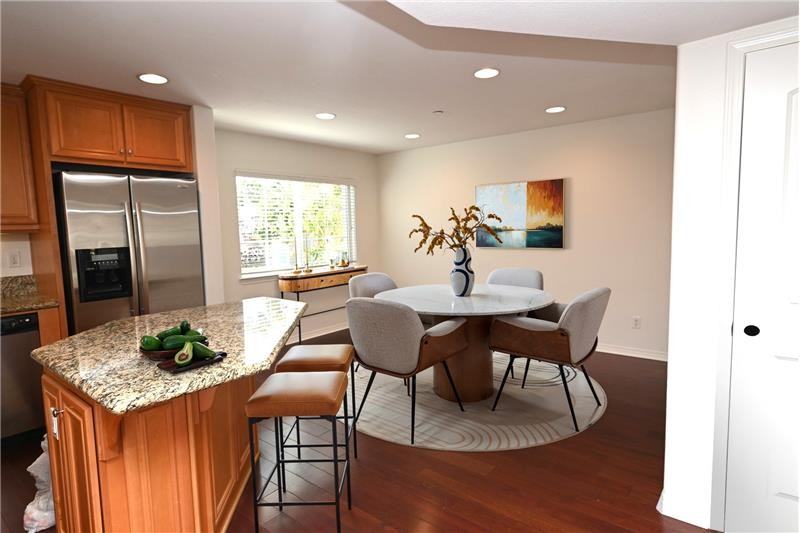 4039 Aidan Cir - Photo 6 of 33