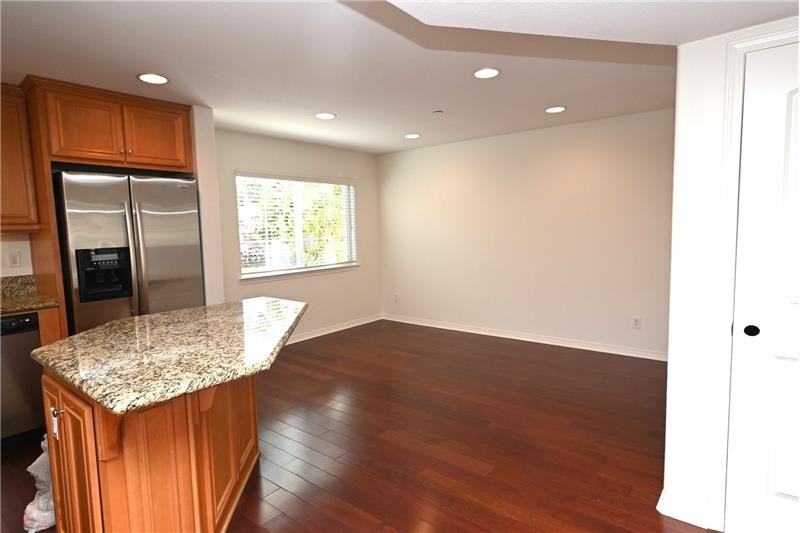 4039 Aidan Cir - Photo 7 of 33