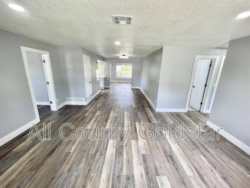 162 Ott Cir - Photo 5 of 19