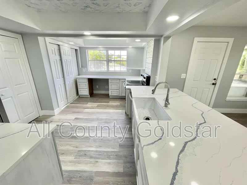 162 Ott Cir - Photo 7 of 19