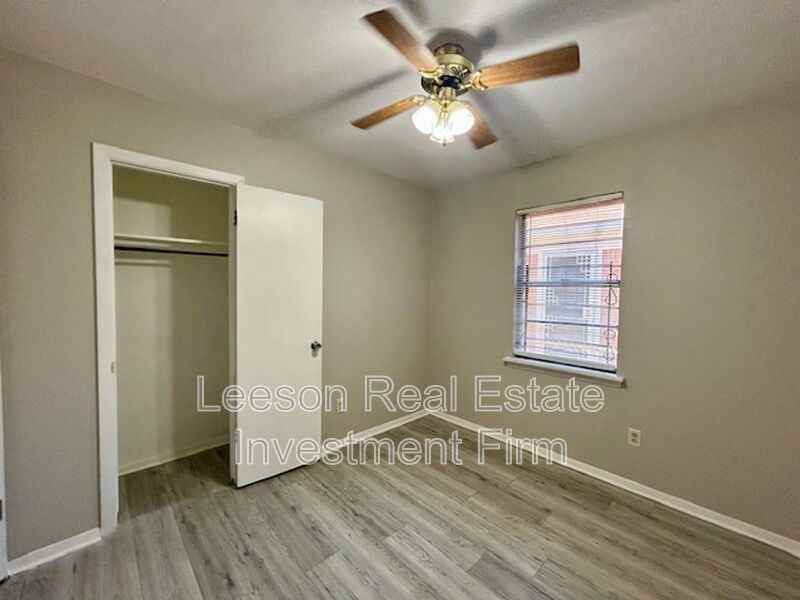 317 Oregon Ave - Photo 7 of 13