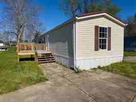 featured image of 17 Riddle Mobile Home Park