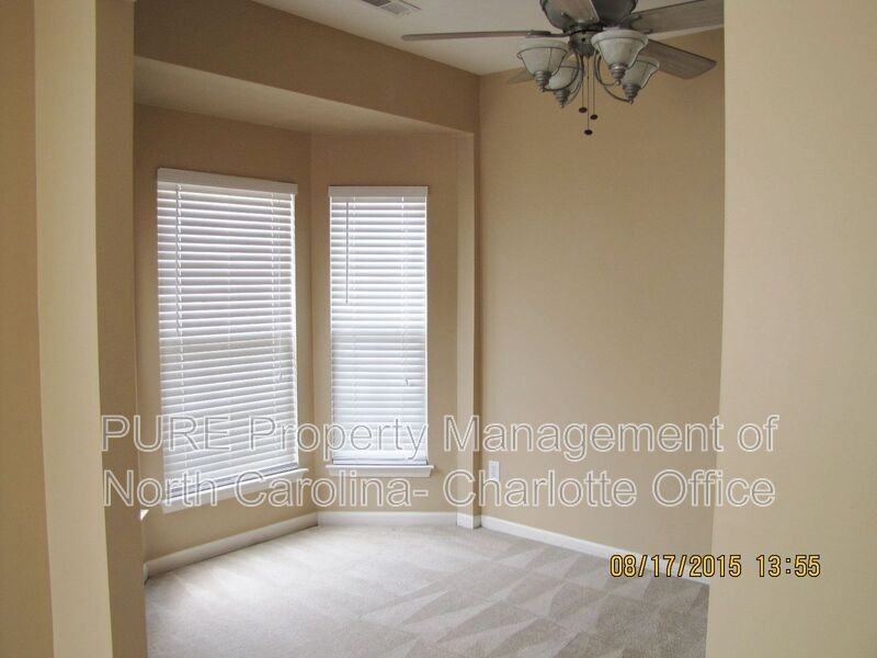 18040 Delmas Dr - Photo 5 of 40