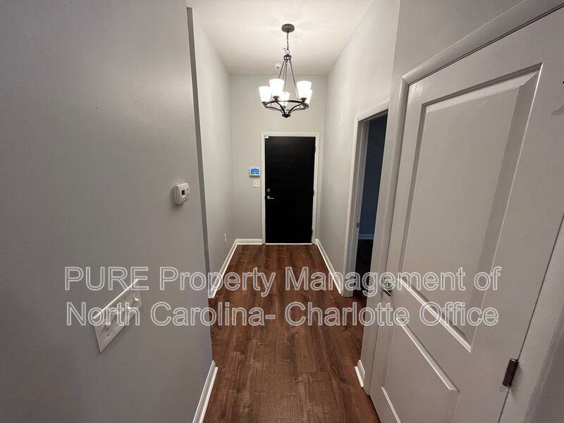 462 New Bern Station Ct - Photo 6 of 24