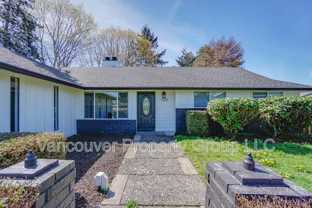 10205 Ne 27th Cir - Photo 1 of 1