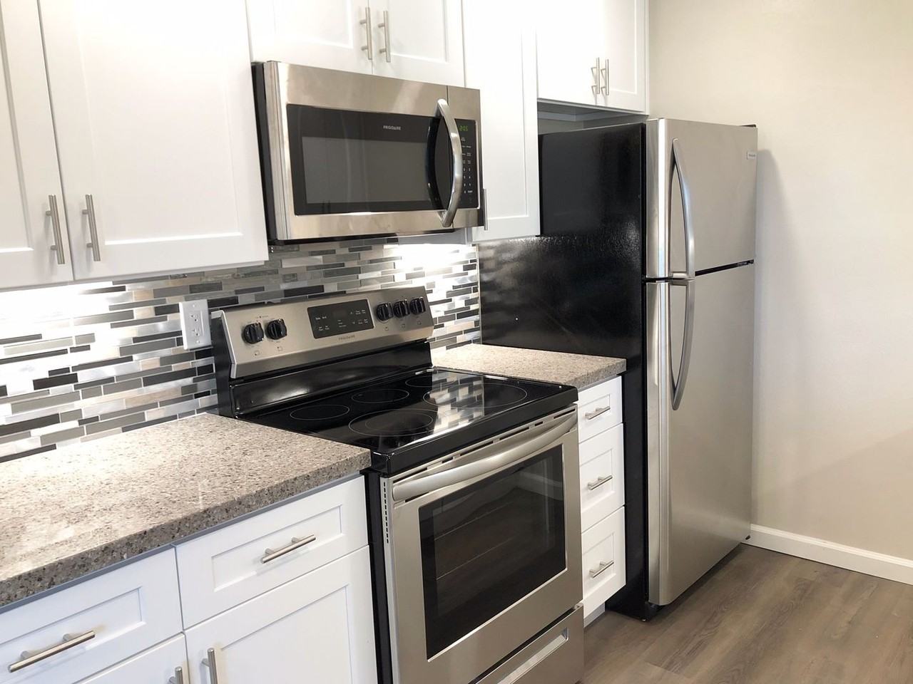 Third Ave - Photo 2 of 15