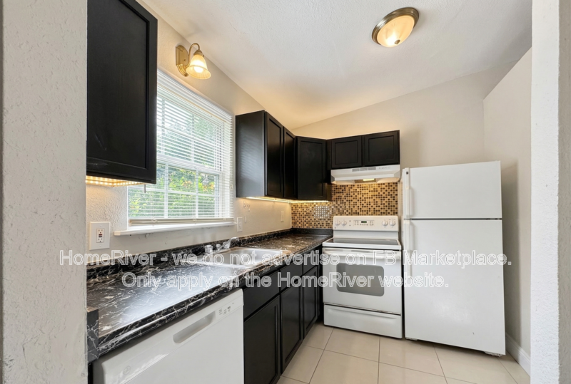 4177 Lorenzo Ct #4 - Photo 3 of 11