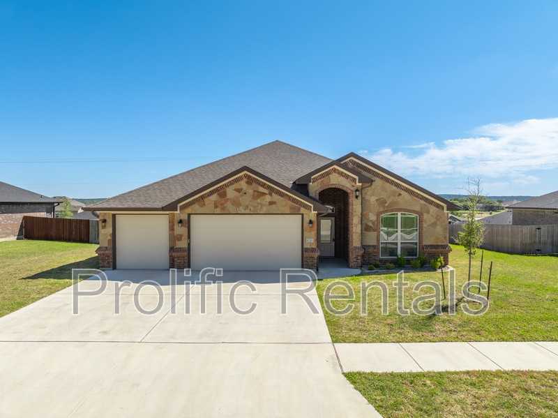 8316 Money Pit Rd - Photo 2 of 38