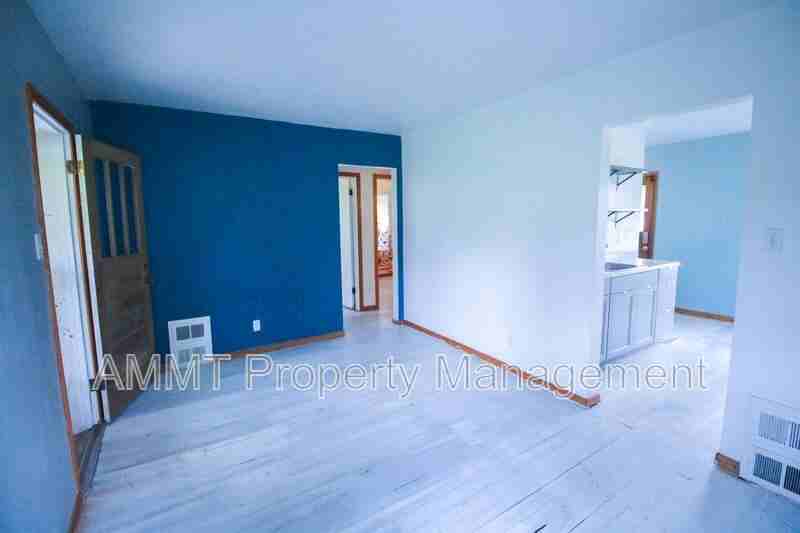 3010 Johnson Ave Nw - Photo 2 of 13