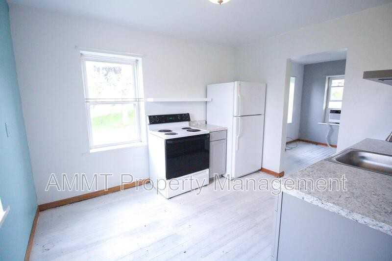 3010 Johnson Ave Nw - Photo 4 of 13