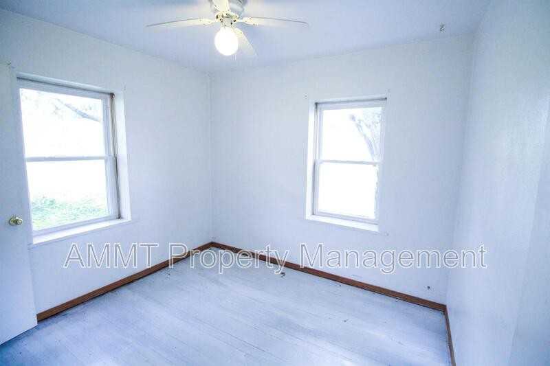 3010 Johnson Ave Nw - Photo 7 of 13