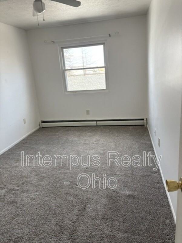 5936 Callaway Cir - Photo 4 of 7