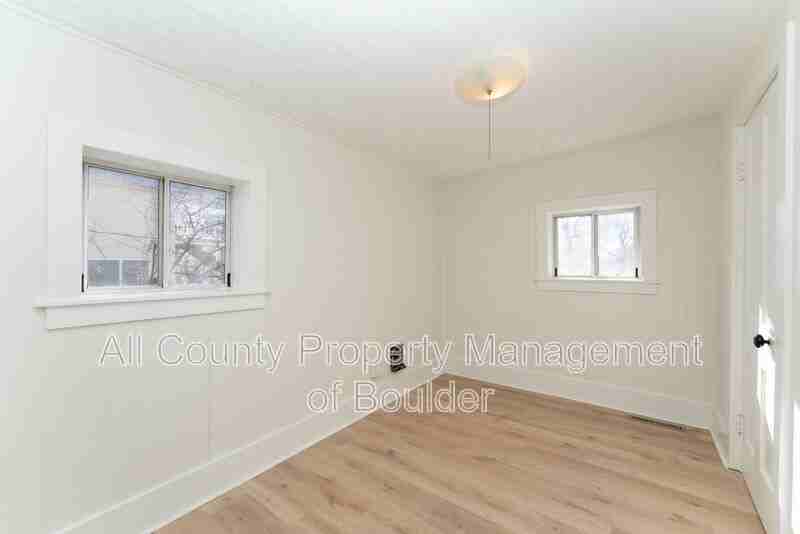 1129 2nd Ave - Photo 5 of 12