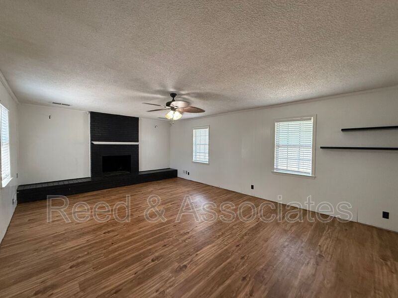 7179 Pam Dr - Photo 6 of 18