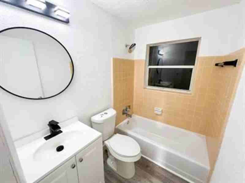 2935 Eccleston St #18 - Photo 2 of 7