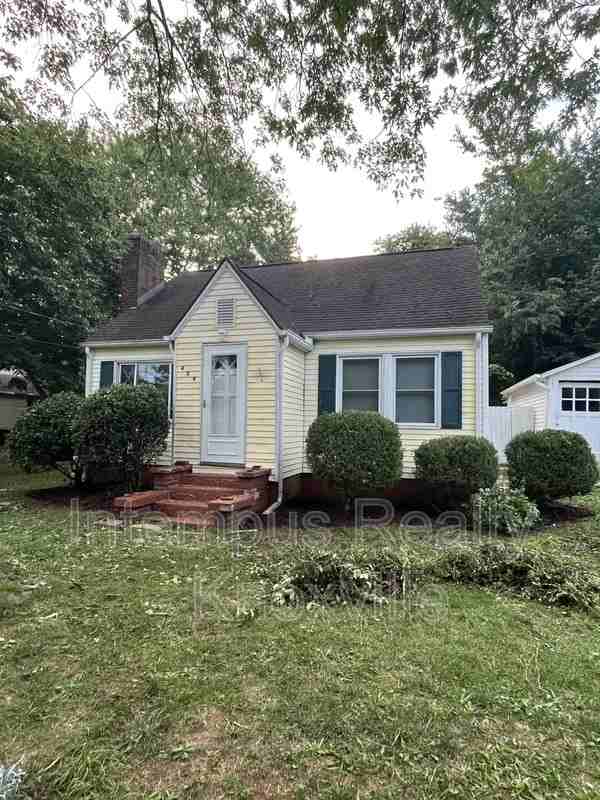 409 Durbin Dr - Photo 2 of 33