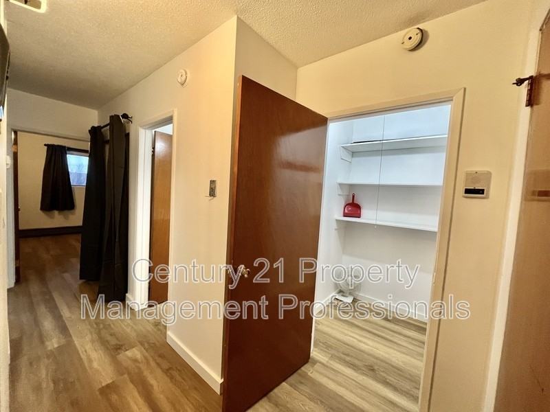 12708-90 Street Nw #309 - Photo 6 of 9