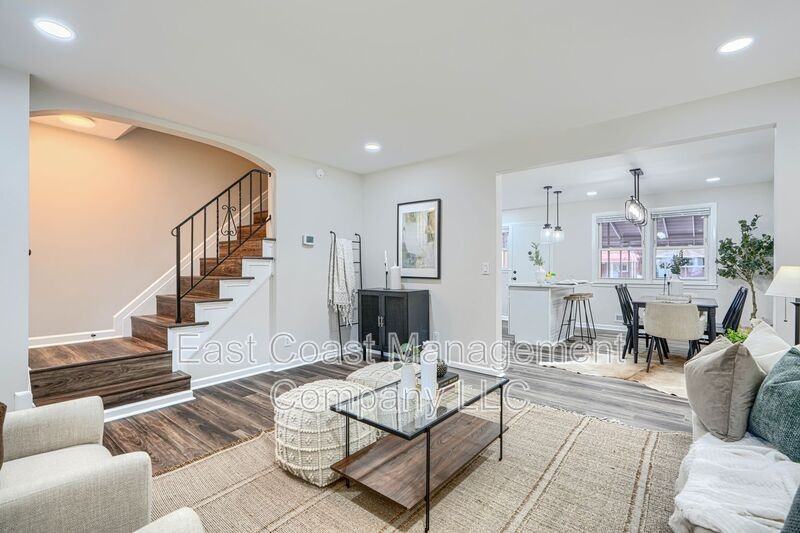 1221 Glenwood Ave - Photo 5 of 35