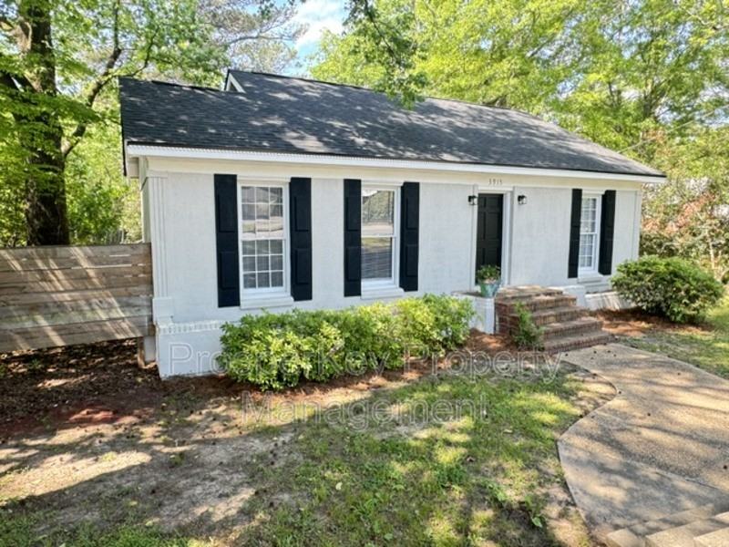 3915 Woodruff Rd - Photo 2 of 14