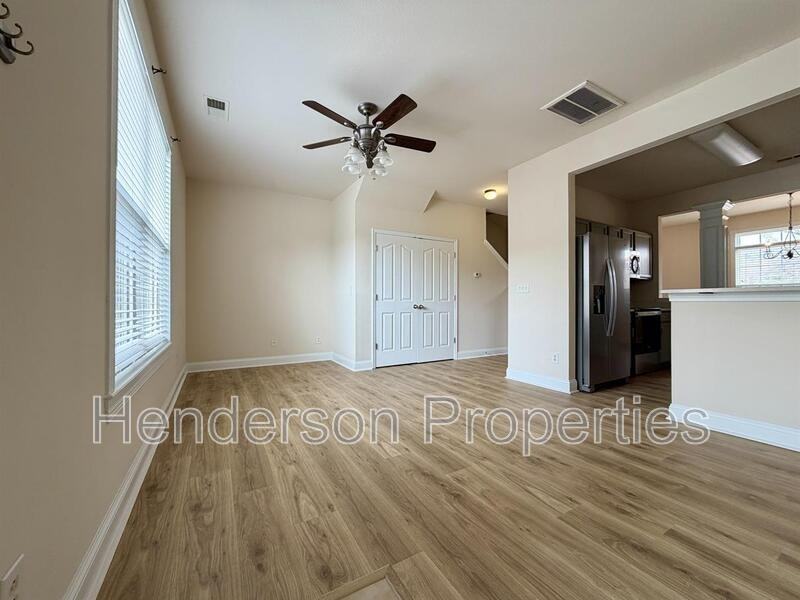 14008 Lyon Hill Ln - Photo 2 of 19