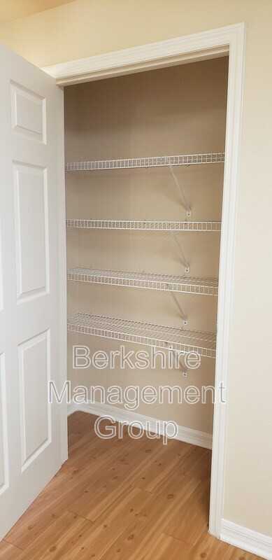 1132 Brook Meadow Dr - Photo 2 of 17