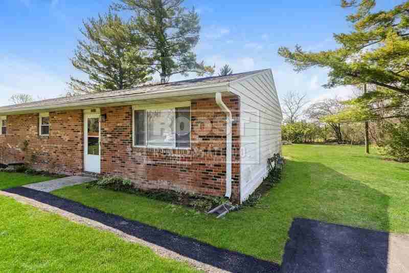 3319 Upper Valley Pike - Photo 2 of 10