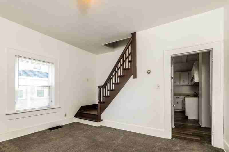 215 Warren Dr #217 - Photo 4 of 10