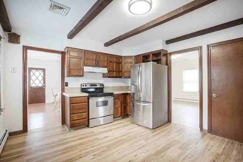 52 Ludger Ave - Photo 4 of 23