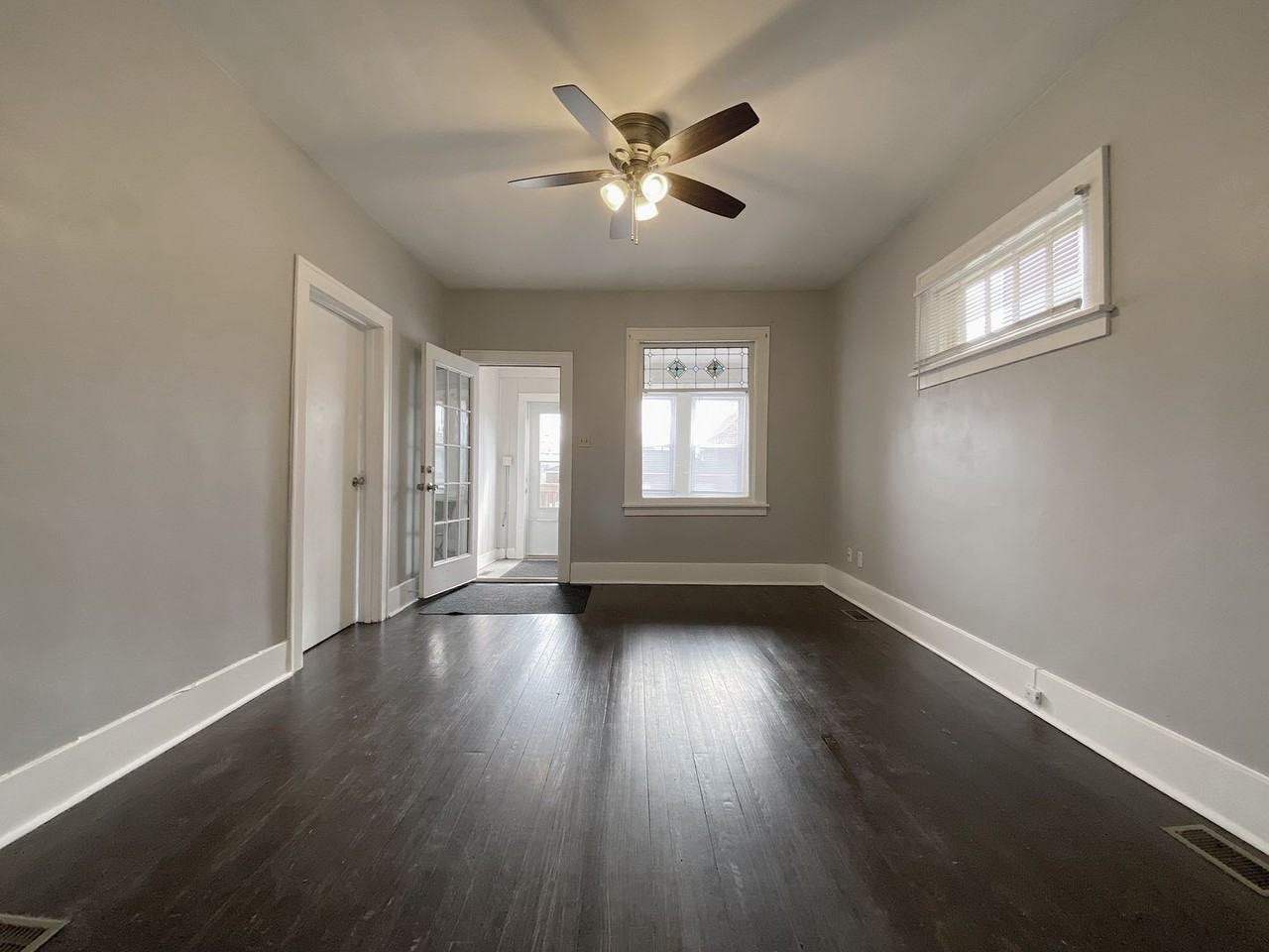 2240 White Oak Ave Frnt - Photo 3 of 13