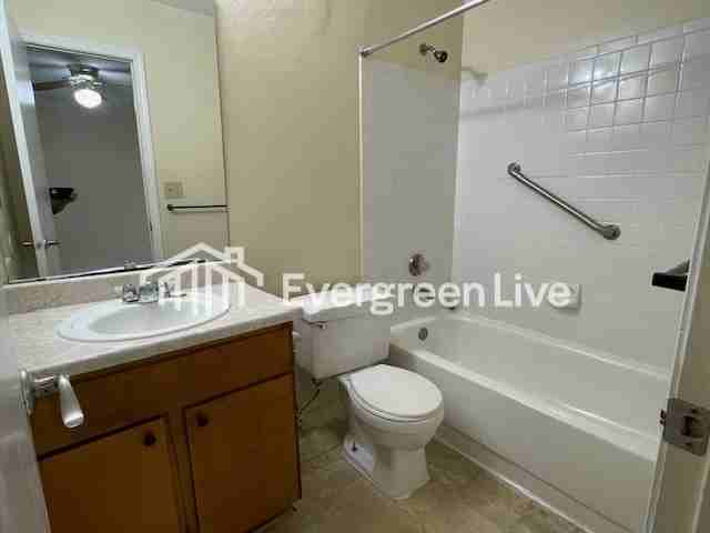 101 Viola Ct - Photo 6 of 9