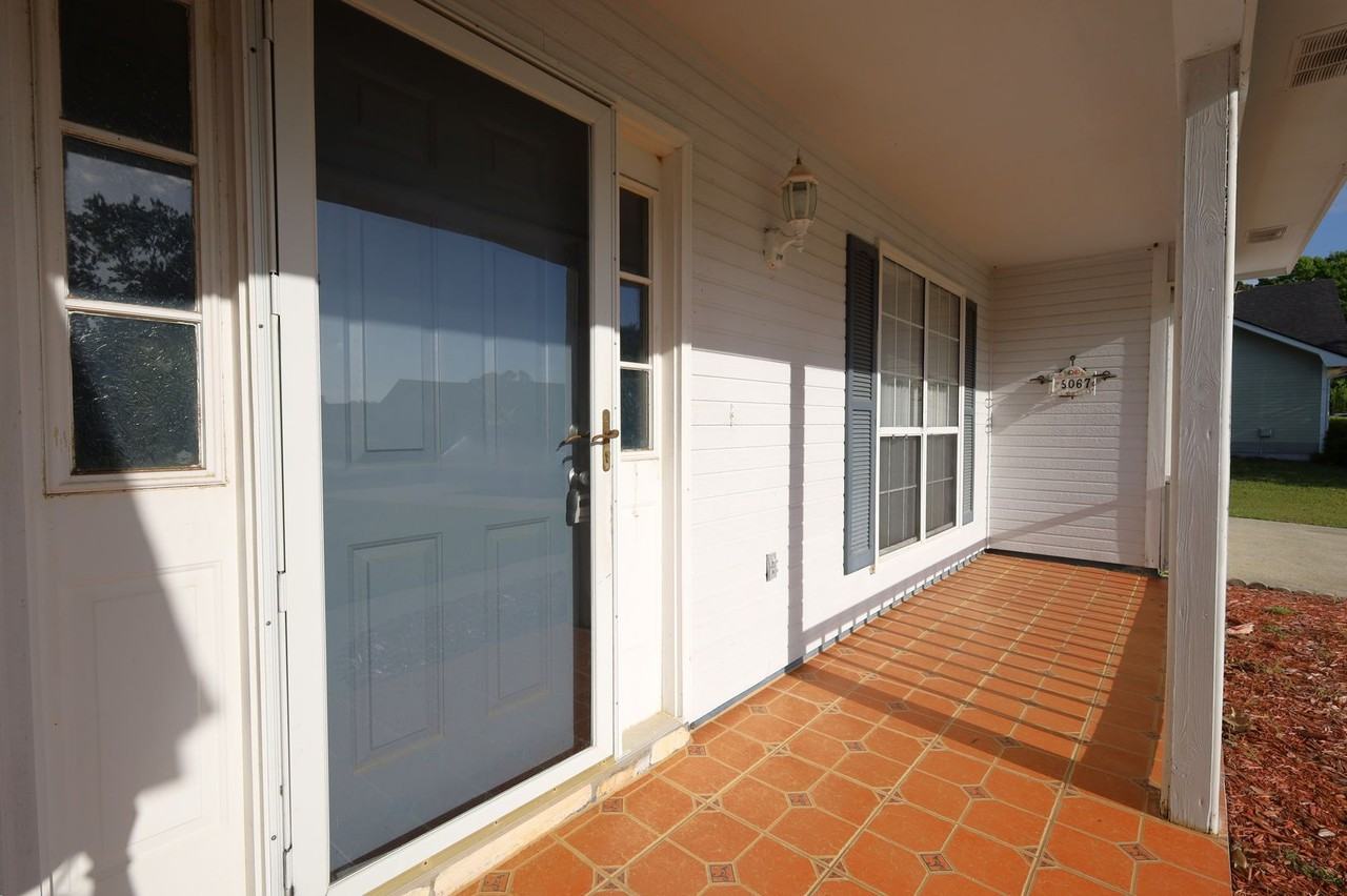 5067 Pearl Davis Rd - Photo 2 of 17
