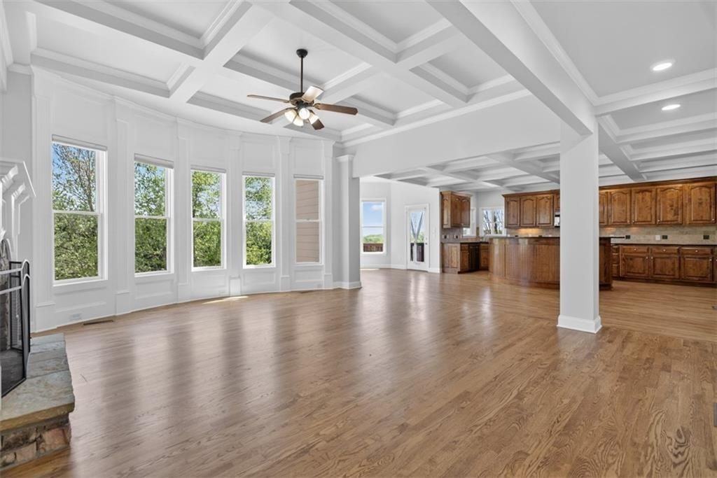 4537 Grandview Pkwy - Photo 4 of 50