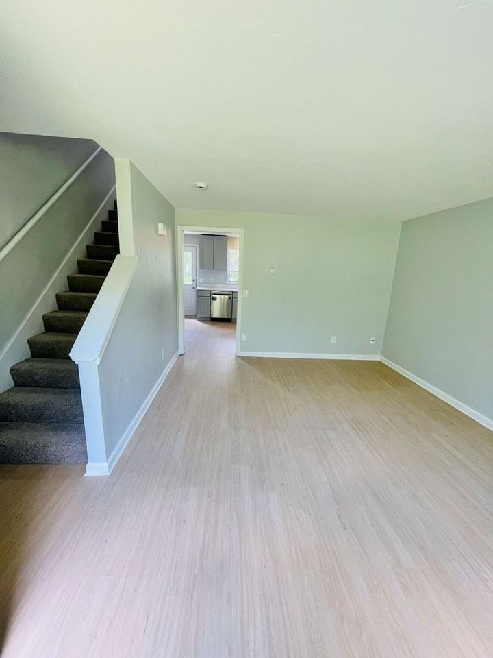 350 Main St SREC SWB LLC - Photo 5 of 20
