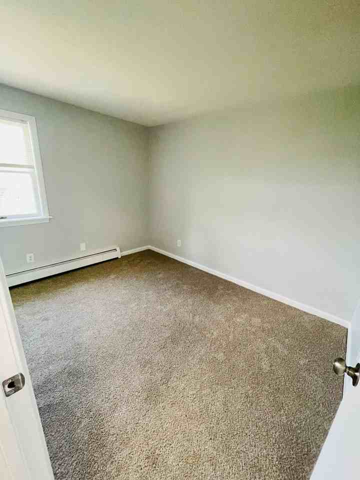 350 Main St SREC SWB LLC - Photo 6 of 20