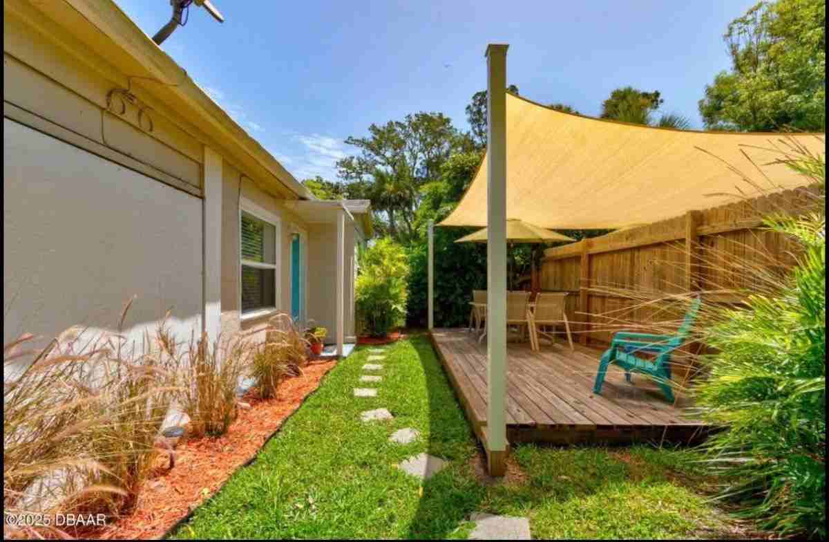 118 Pierce Ave - Photo 3 of 19