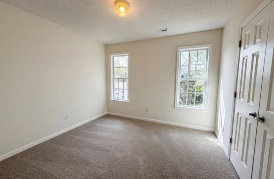 412 Black Forest Dr - Photo 4 of 17