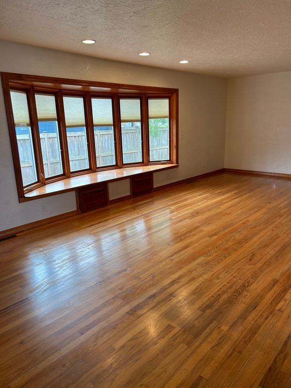 1906 15th St - Photo 5 of 21