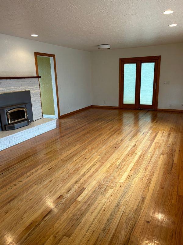 1906 15th St - Photo 6 of 21