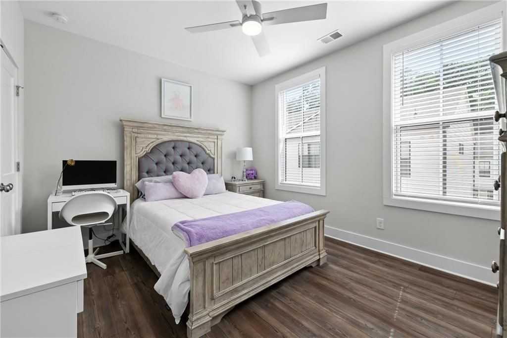 1336 Breezy St Se - Photo 7 of 19