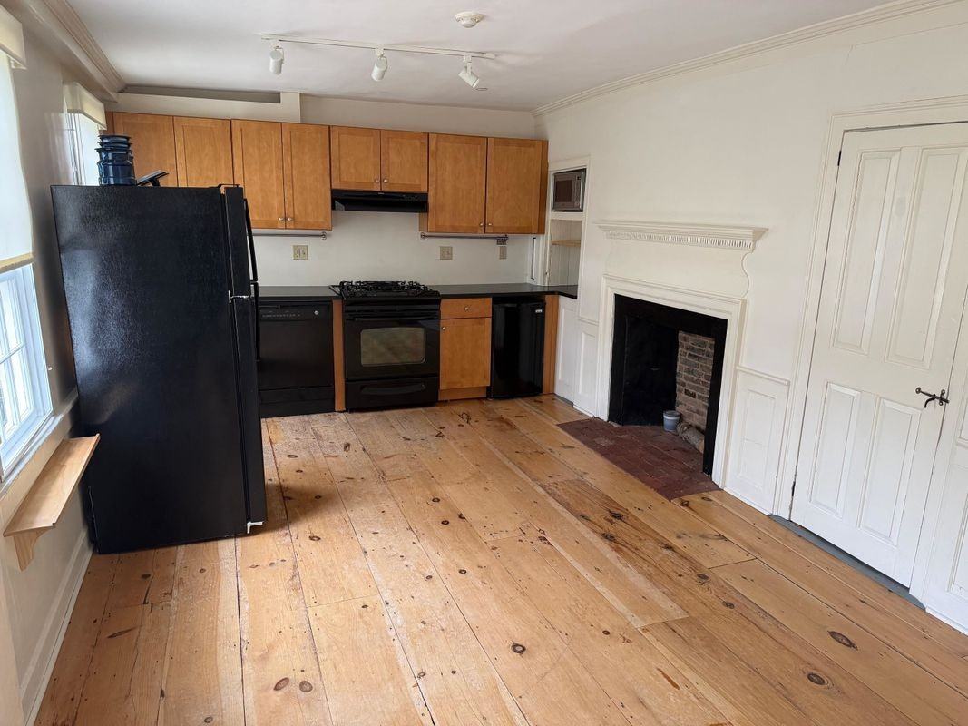 74 Jefferson St - Photo 2 of 19