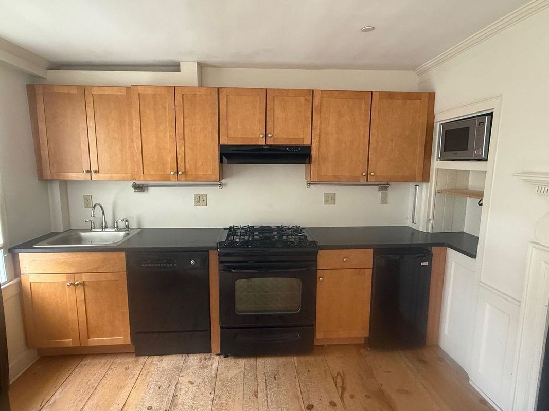 74 Jefferson St - Photo 6 of 19