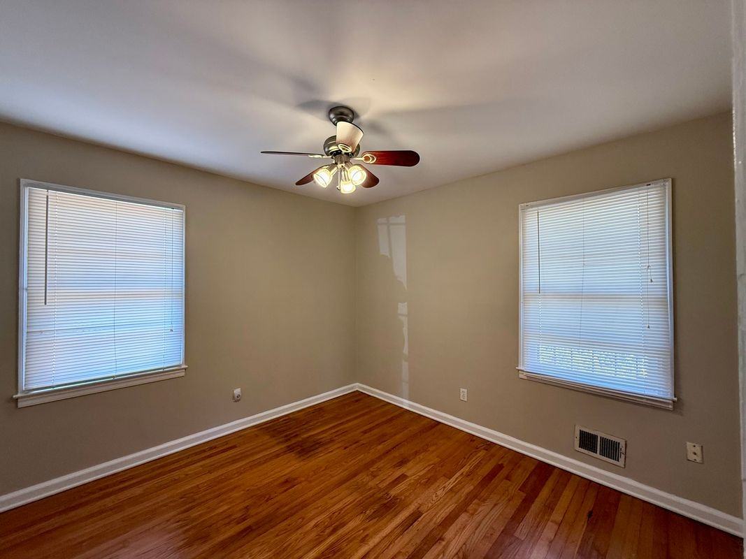 2913 Horse Shoe Dr Se - Photo 2 of 13